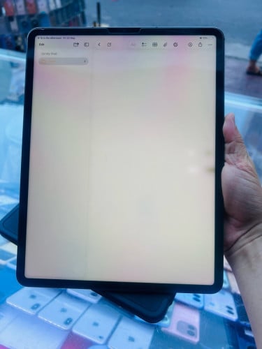 iPad Pro (12.9-inch)(5th generation)