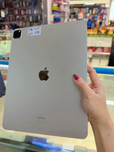 iPad Pro M2-12.9” 128G ( Sim+wifi ) សុំនុំហ្សុីន white color