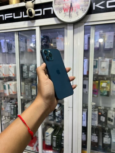 iPhone 12pro max 🍏 ពណ៌ខៀវ 128GB  LLA  Battery 95% 🔋 តួស្អាត 99% សំណុំហ្សីន