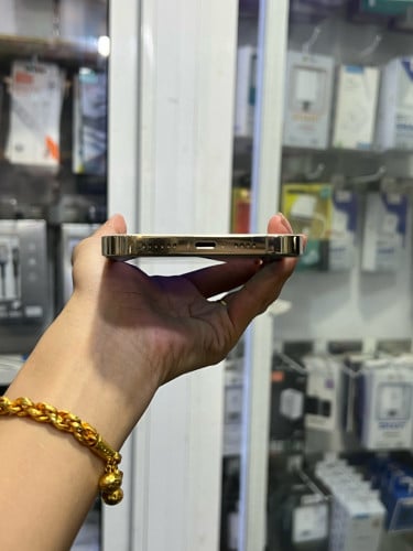 iPhone 13pro max 🍏128GB ZA/A Sim2 Battery 90% 🔋 តួស្អាត 99% សំណុំហ្សីន អត់ជាប់អី(ធានា1ខែ)
