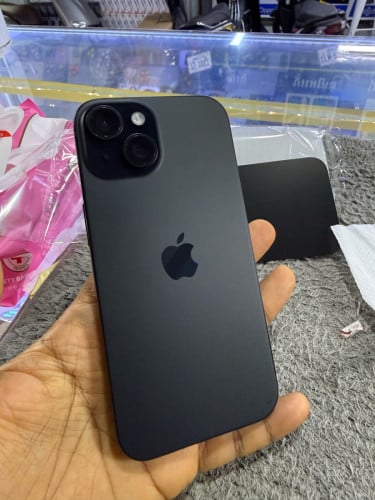 iPhone 15 128G C/H Sim2 ហ្សុីនសំណុំណែន មានឆ្នាំងសាក