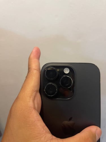 IPhone 16 Pro 128GB សំណុំហ្សីន ស្ទើរតួរ