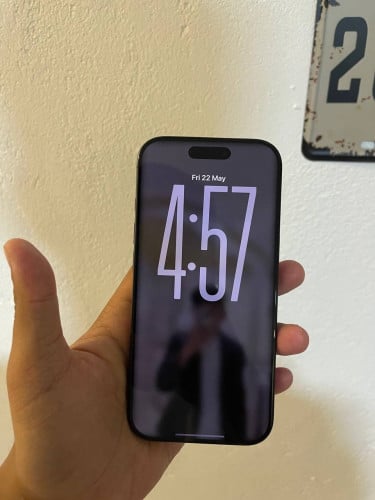 IPhone 16 Pro 128GB សំណុំហ្សីន ស្ទើរតួរ