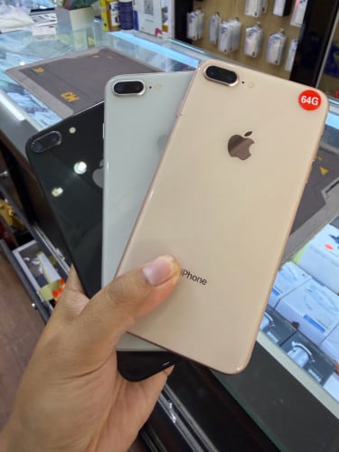 iPhone 8Plus 64Gb សាណុំ 75$