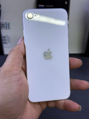 iPhone SE2 64G from USA 98% ថ្ម 87%