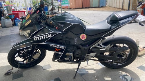 Kawasaki z250rr