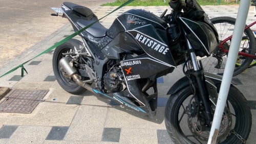 Kawasaki z250rr