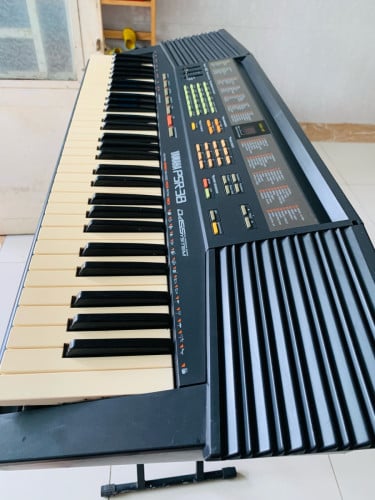 Keyboard Yamaha PSR-38. 61Key
