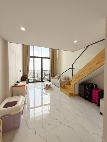 L Tower Loft Condo