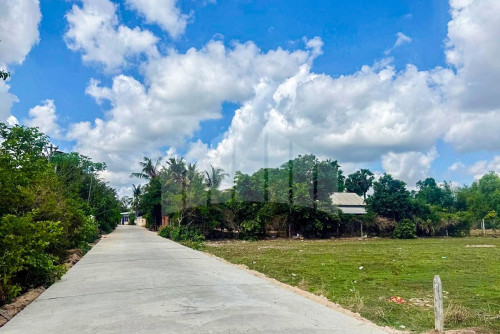 Land for Sale along concrete road, near Tonle Bati & National Road 2