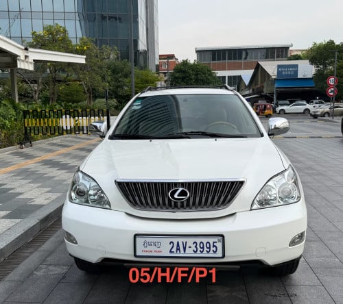Lexus 330 05/H/F/pong1/2AV
