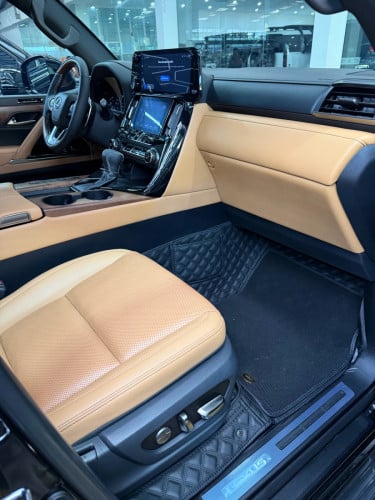 Lexus LX600 2022