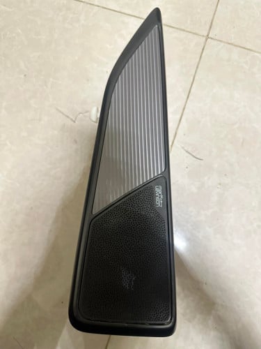 LEXUS NX Speaker