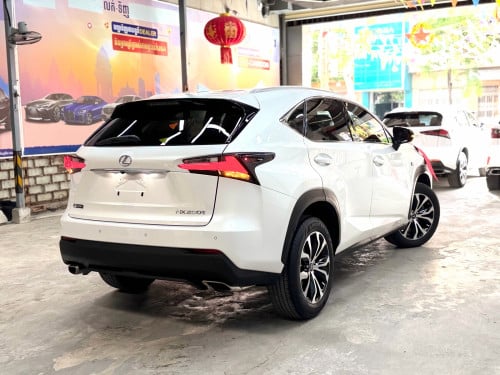Lexus Nx200t 2015 F-Sport គុជ3 ក្នុង🍒