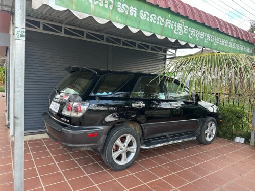 Lexus Rx 2001 ប៉ុង1 ឡានស្អាត ប្រេីសាំងសុត