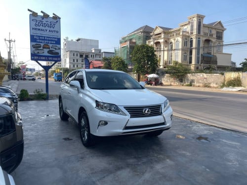 Lexus Rx350 2013 Full options ទឹកថ្នាំហ្សុីនមួយជុំ មានបាញ់ទឹកចង្កៀង ស្លាយកុងទ័រ (HUD) Auto Breaking