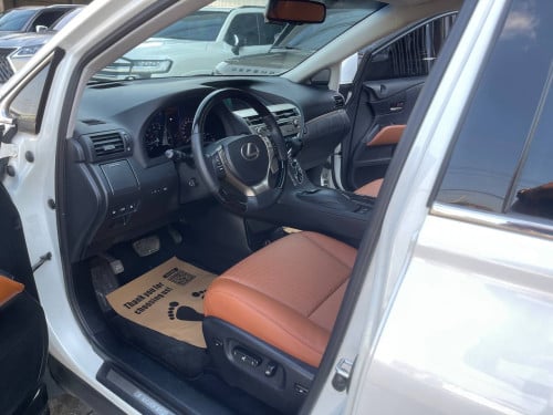 Lexus Rx350 2013 Full options ទឹកថ្នាំហ្សុីនមួយជុំ មានបាញ់ទឹកចង្កៀង ស្លាយកុងទ័រ (HUD) Auto Breaking