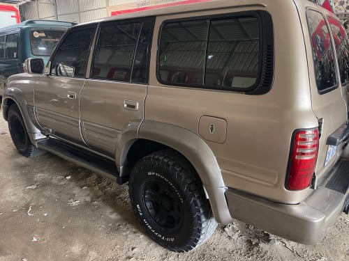 Luxis450ឆ្នាំ197  ឡានស្អាតអត់បុកអត់ច្រេះ ឯកសារគ្រប់