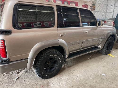 Luxis450ឆ្នាំ197 ឡានស្អាតអត់បុកអត់ច្រេះ ឯកសារគ្រប់
