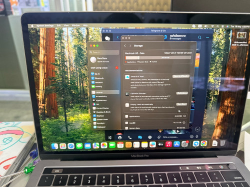 MacBook 2018 A1989