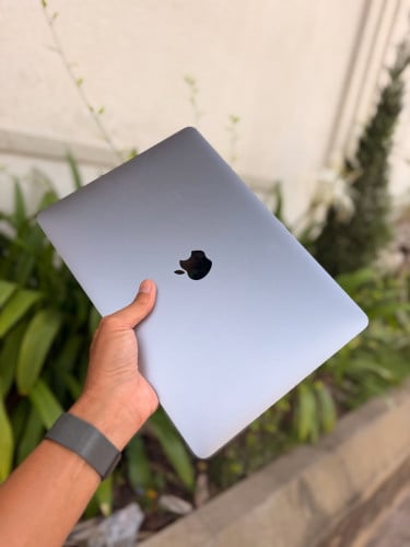 MacBook Pro M1
