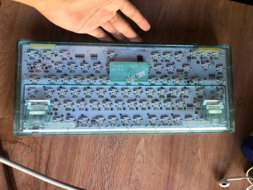 Mechanical Keyboard មួយទឹកផ្ទាល់ខ្លួន នៅថ្មី ៩៥% ជាង តម្លៃចរចាបាន