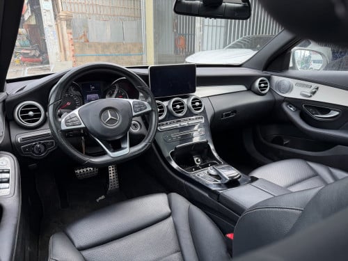 Mercedes Benz c300 AMG 2015 ឡានមូលថ្នាំសុីន ក្រដាស់ពន្ធ