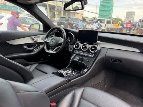 Mercedes Benz c300 AMG 2015 ឡានមូលថ្នាំសុីន ក្រដាស់ពន្ធ