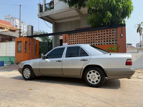 Mercedes E220 1995