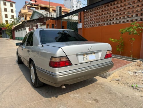 Mercedes E220 1995