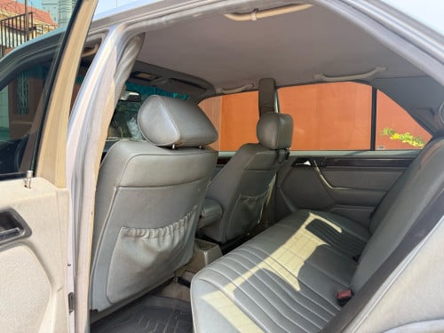 Mercedes E220 1995