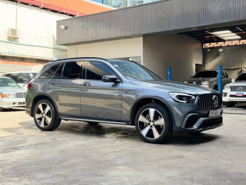 Mercedes GLC300 2016 AMG Package