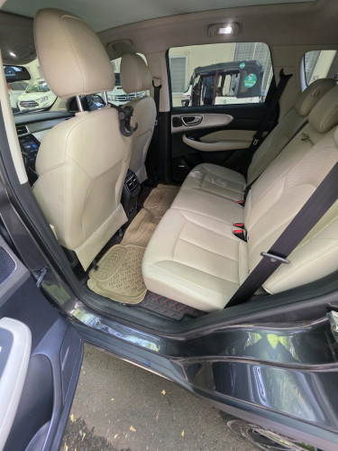 MG RX5 2023 ពណ៌ ប្រផេះ លក់ 27000$