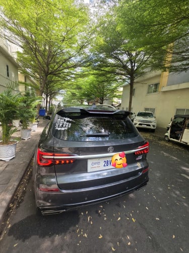 MG RX5 2023 ពណ៌ ប្រផេះ លក់ 27000$