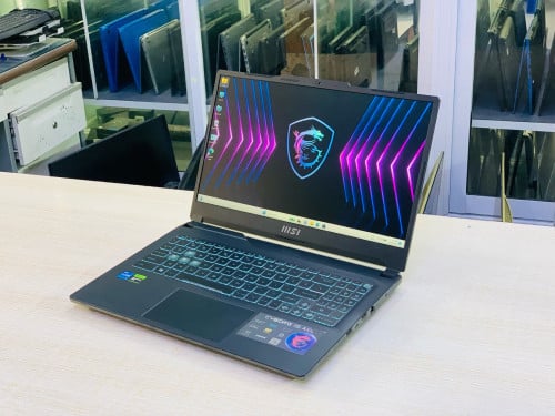 MSI Cyborg 15 15.6”FHD 144Hz Key Light 💡
