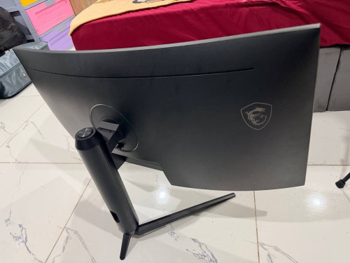 MSI PC computer and monitor