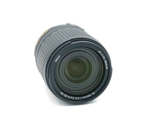 NIKON AF-S 18-140mm F/3.5-5.6G VR ED