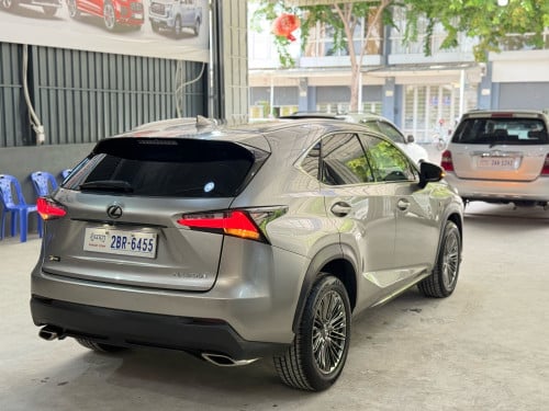 NX200T 2015 ពណ៌ទីតានៀម ប៉ុង1 ប៉ូតុង3 ឡេីង FSPort
