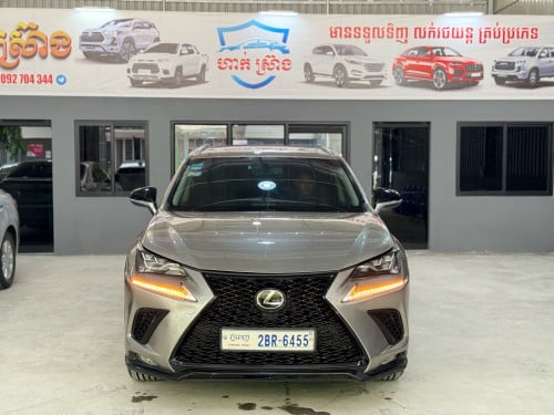 NX200T 2015 ពណ៌ទីតានៀម ប៉ុង1 ប៉ូតុង3 ឡេីង FSPort