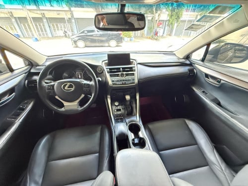 NX200T 2015 ពណ៌ទីតានៀម ប៉ុង1 ប៉ូតុង3 ឡេីង FSPort