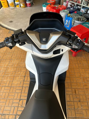 PCX ក្រុមហ៊ុន 2026