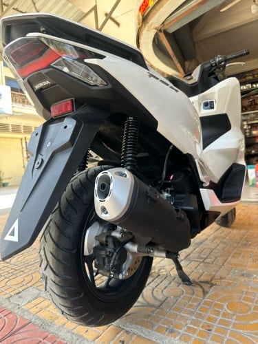 PCX ក្រុមហ៊ុន 2026