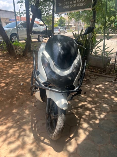Pcx2011ជប៉ុនសុទ្ធម៉ានសុីនតាន់