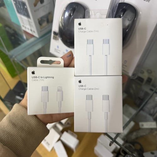 Phone Charger and Headphone