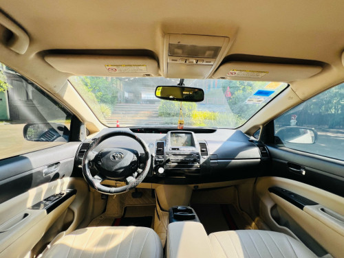 Prius 05 full option ធានាឡានស្អាត អត់បុក ប៉ះ កញ្ជក់សុីន១ជុំ