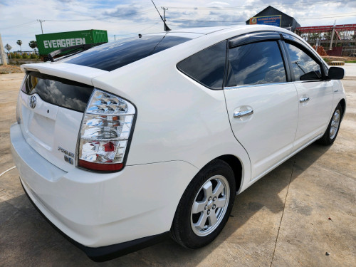 Prius 07 Half Optionលក់015688909