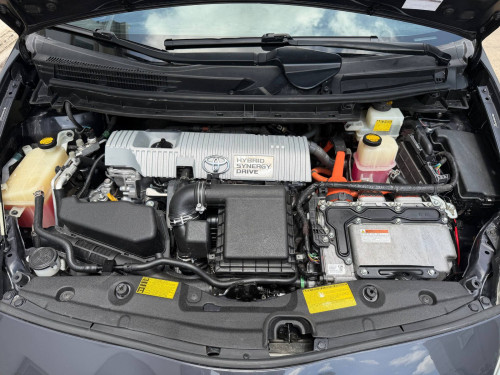 Prius 2012 option 4 ពណ៌ប្រផេះ