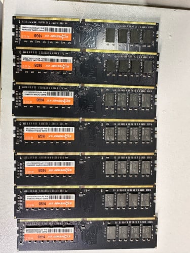 RAM DDR4 3200 1=40$, take All = 35$ each