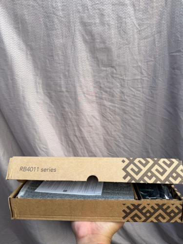 RB4011GS+RM New Box