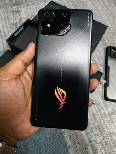 ROG 8 Global Version តម្លៃទន់ៗ